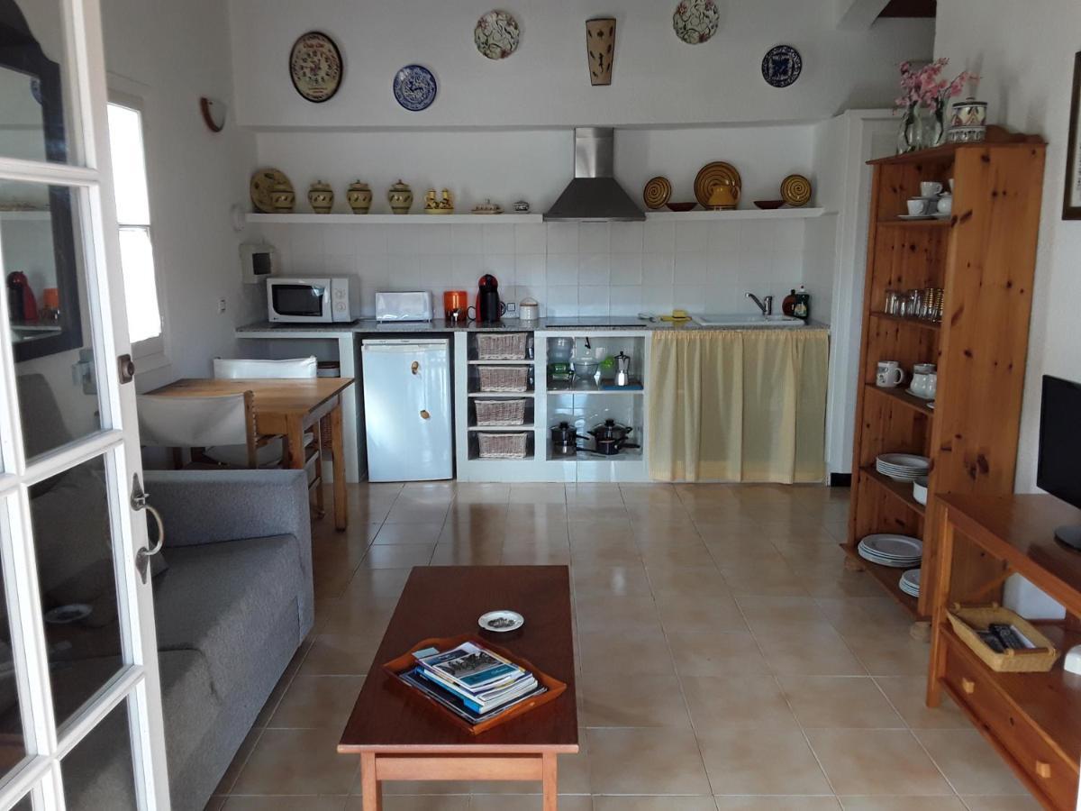 Апартаменты Apartamento En Calan Blanes, Ciutadella Кала-эн-Бланес Экстерьер фото